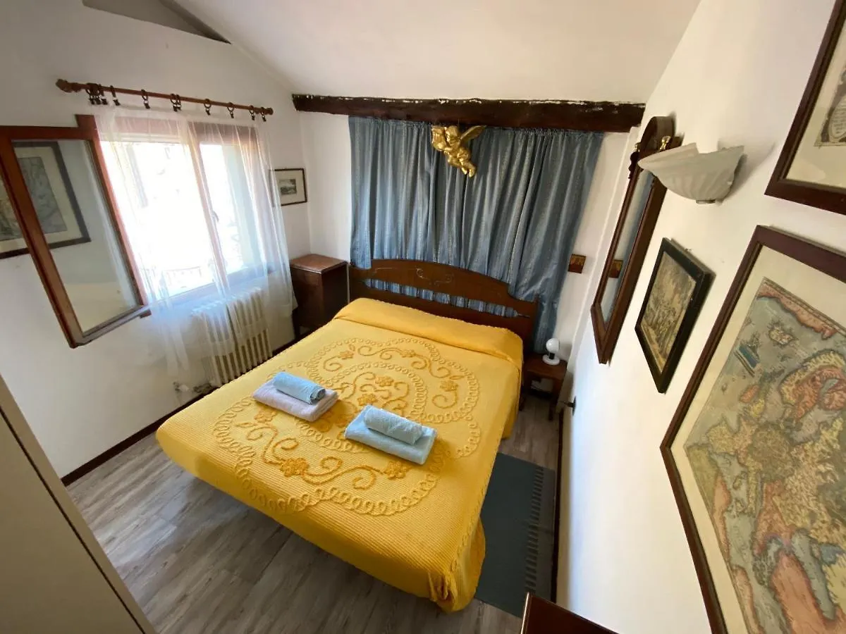 Ca' Orfeo Bed & Breakfast Venice 2*,  Italy